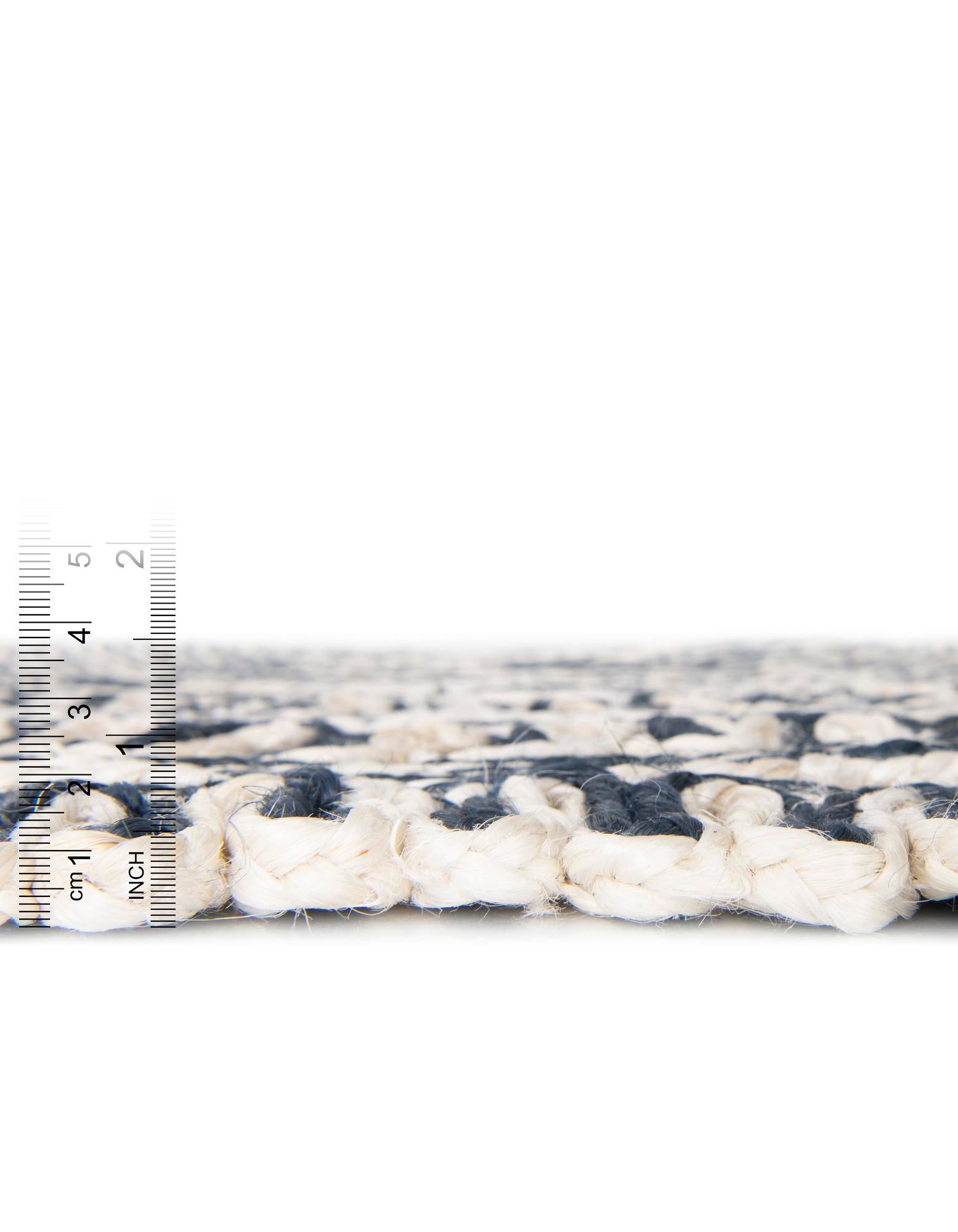 3' 1 x 3' 1 Handmade Braided Jute Round Rug