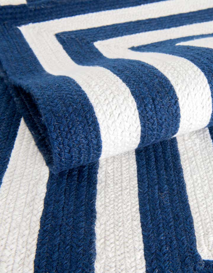 10' x 10' Easy-Clean Eco Verse Washable Indoor / Outdoor Round Rug