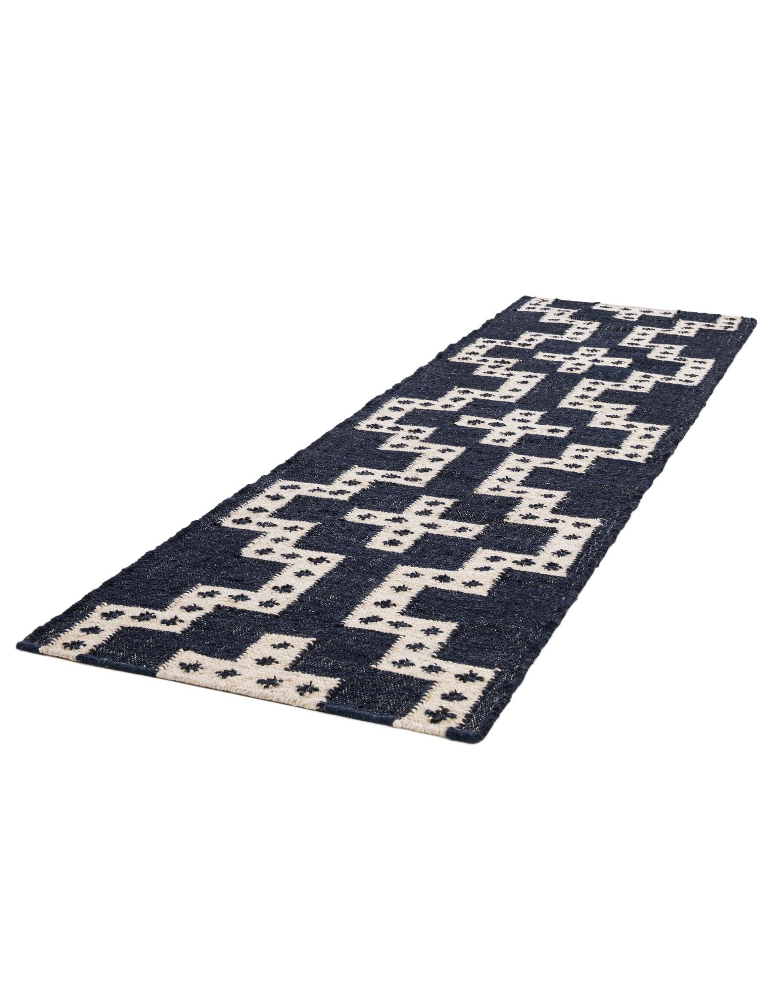 2' x 8' Hand Woven Kilim Wool Runner Rug