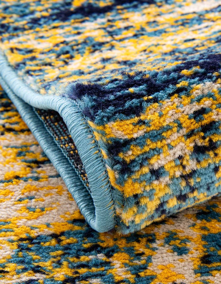 Detail image of 2' x 3' Laguna Rug
