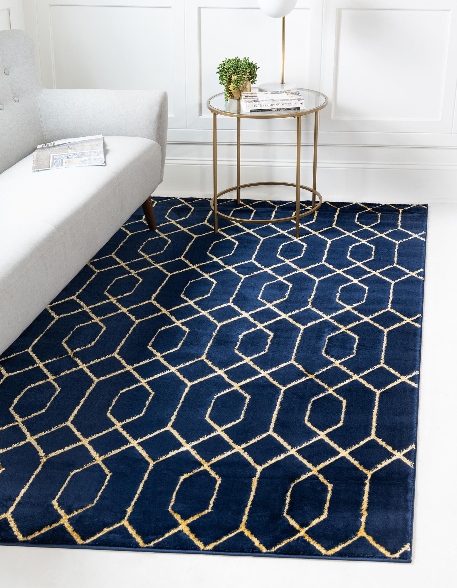 10' x 13' Marilyn Monroe™ Glam Trellis Rug