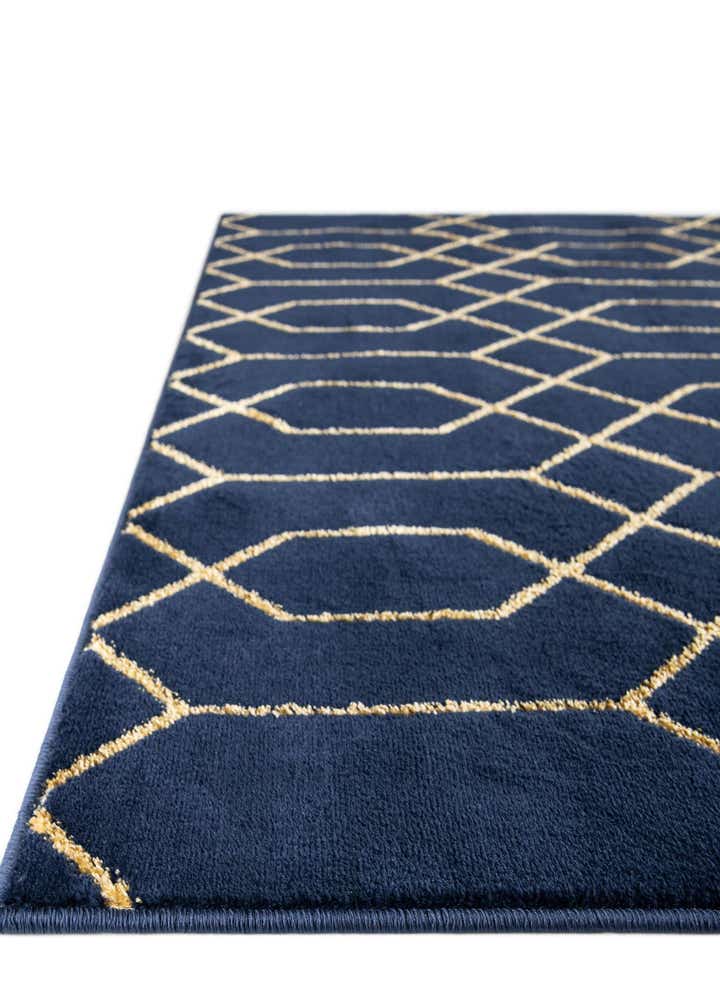 7' 10 x 10' Marilyn Monroe™ Glam Trellis Rug