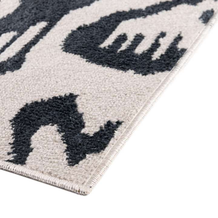 5' 3 x 7' 7 Victoria Rug