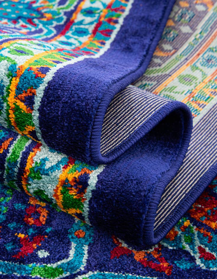 Detail image of 7' 10 x 7' 10 Calypso Octagon Rug
