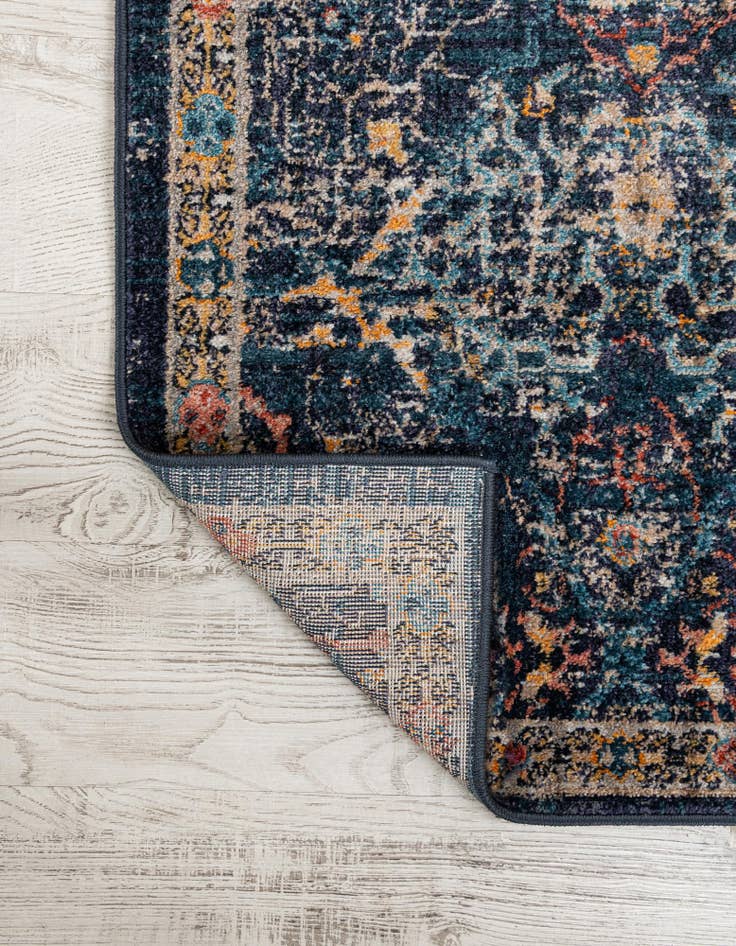 Detail image of 7' 10 x 7' 10 Lola Octagon Rug