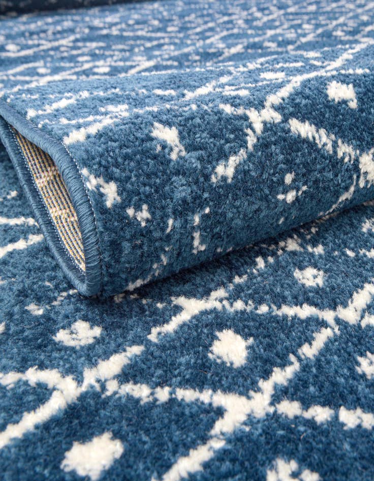 Detail image of 5' 3 x 5' 3 Paxon Trellis Octagon Rug