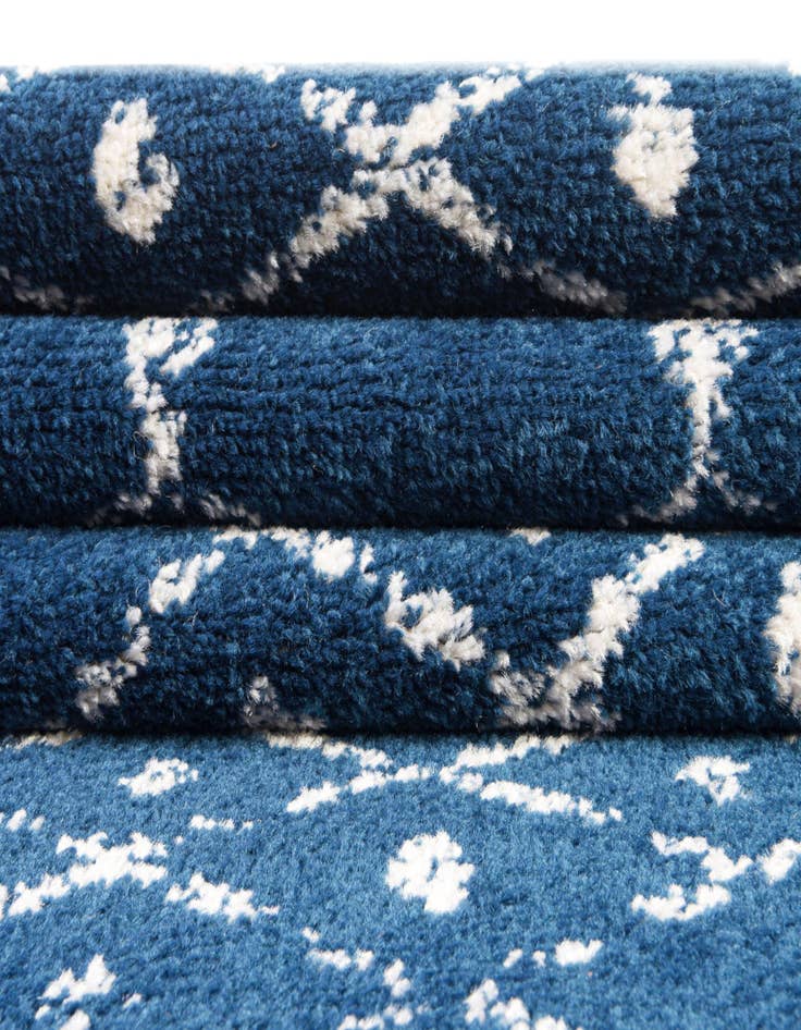 Detail image of 5' 3 x 5' 3 Paxon Trellis Octagon Rug