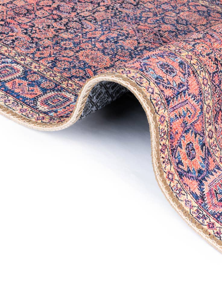 Detail image of 7' 6 x 7' 6 Washable Timeless Octagon Rug