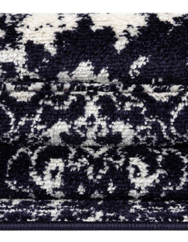 Detail image of 7' 10 x 10' Arlington Oval Rug