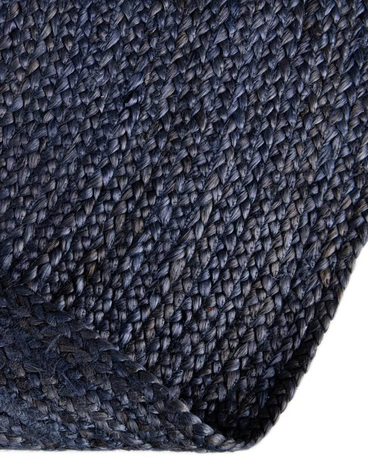 Detail image of 3' 3 x 5' 1  Hand Braided Jute Oval Rug