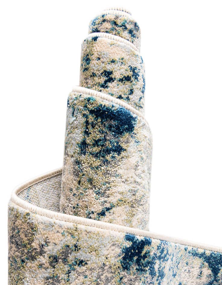 Detail image of 7' 10 x 10' Gossamer Oval Rug