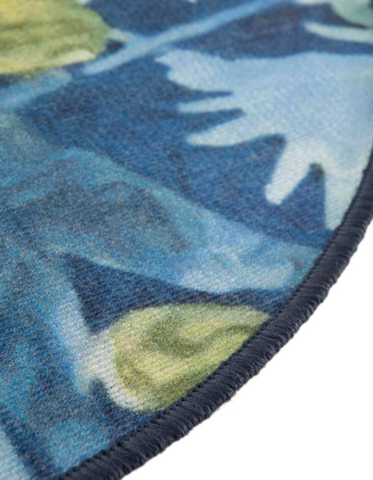 Detail image of 2' x 3' 1 Easy-Clean Jill Zarin Caribbean Indoor / Outdoor Oval Rug