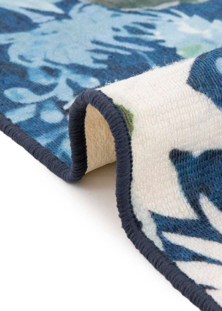 2' x 3' 1 Easy-Clean Jill Zarin Caribbean Indoor / Outdoor Oval Rug
