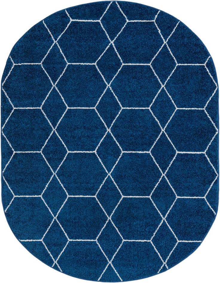 Detail image of 3' x 5' 3 Lattice Frieze Oval Rug