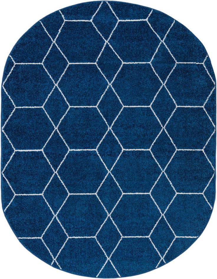 Detail image of 4' x 6' Lattice Frieze Oval Rug