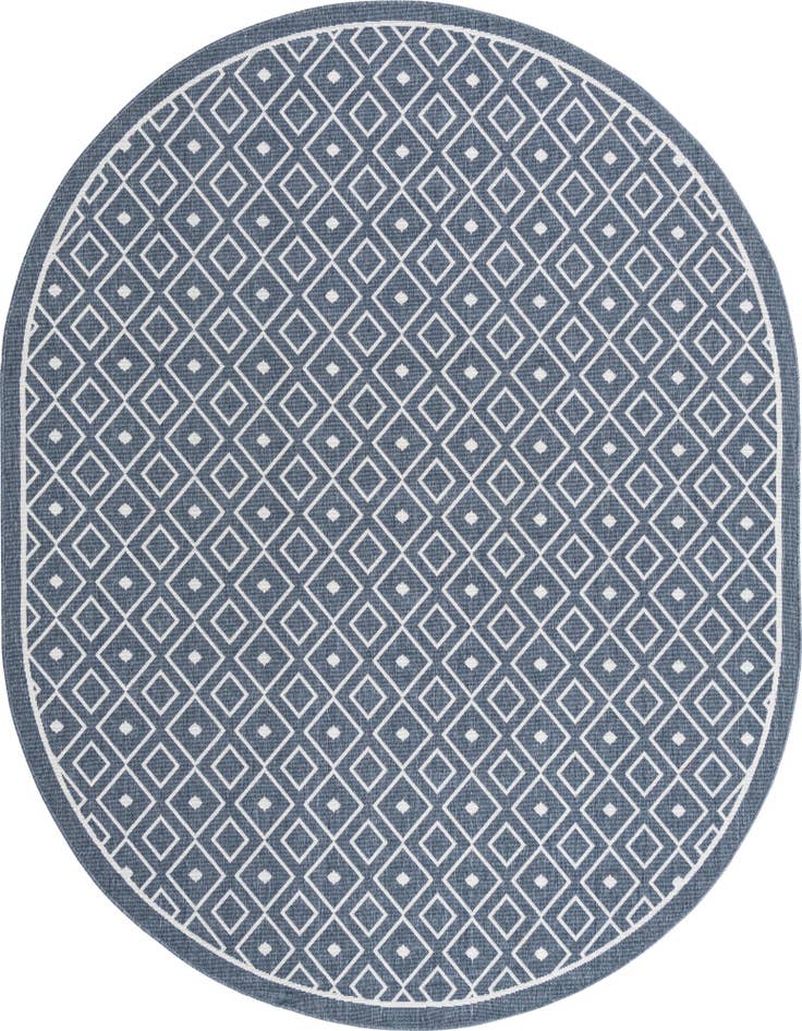 Detail image of 7' 10 x 10' Easy-Clean Lattice Indoor / Outdoor Oval Rug