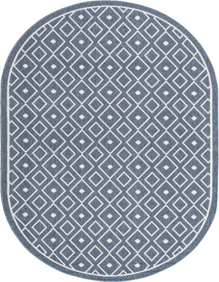 Detail image of 5' 3 x 8' Easy-Clean Lattice Indoor / Outdoor Oval Rug