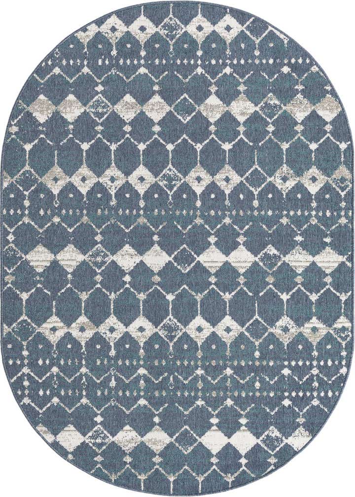 5' 3 x 8' Easy-Clean Trellis Indoor / Outdoor Oval Rug