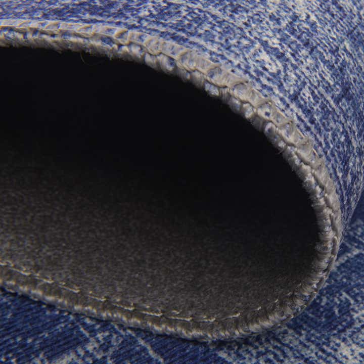 2' x 3' Washable Timeless Oval Rug