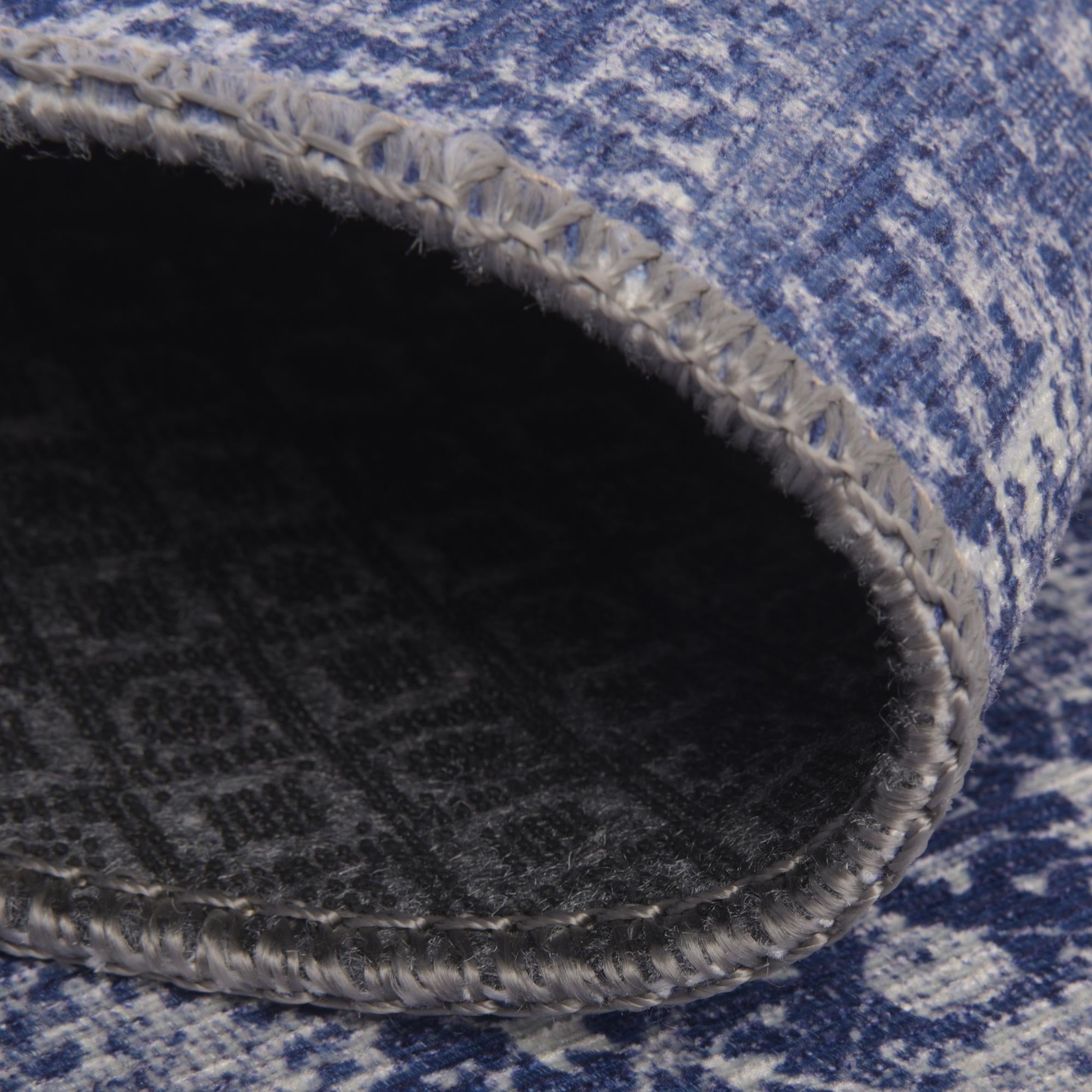 2' x 3' Washable Timeless Oval Rug