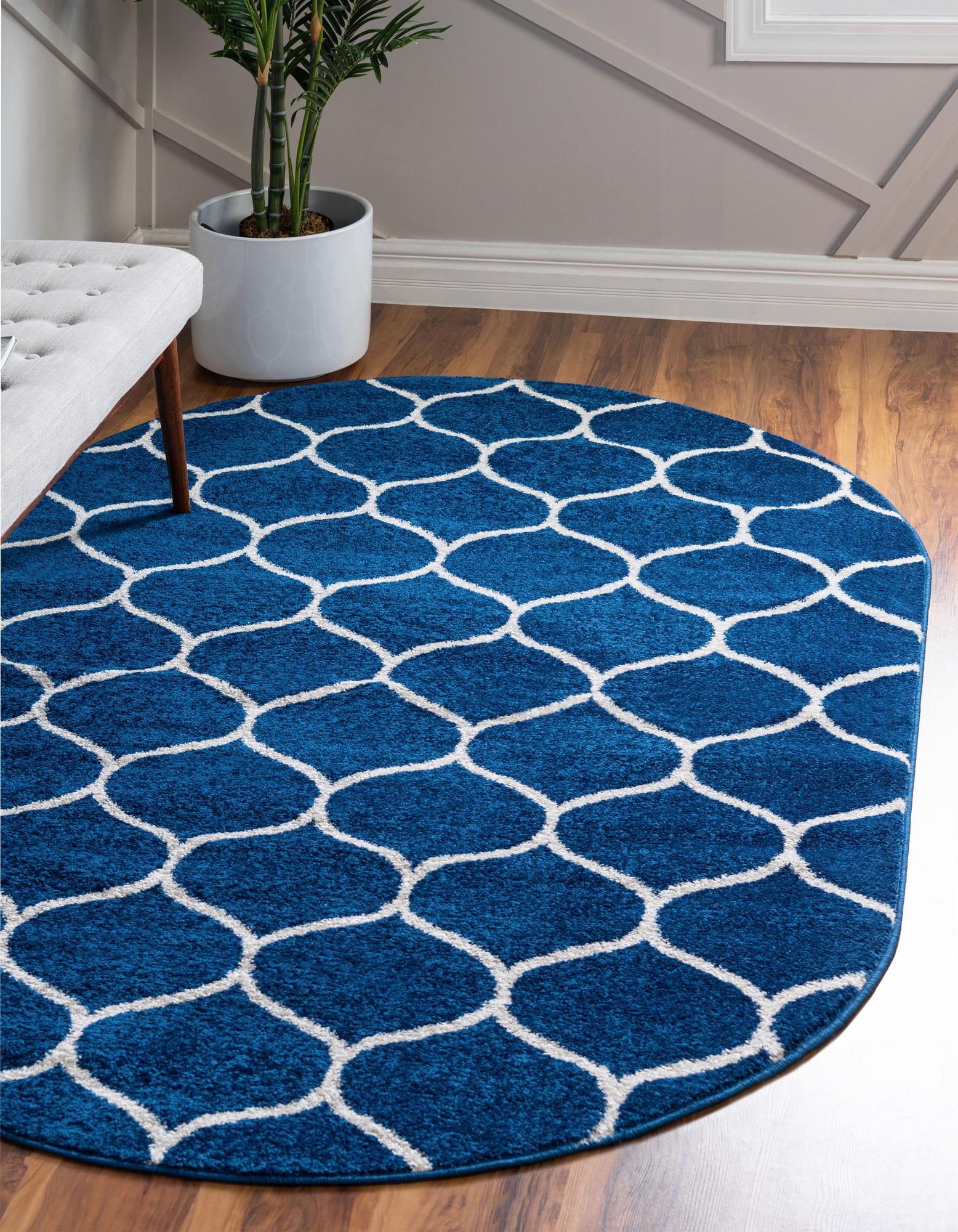 3' x 5' 3 Trellis Frieze Oval Rug
