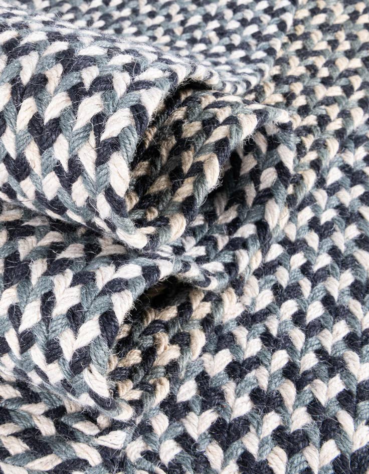 Detail image of 2' x 3' 1 Handmade Tweed Braided Jute Oval Rug