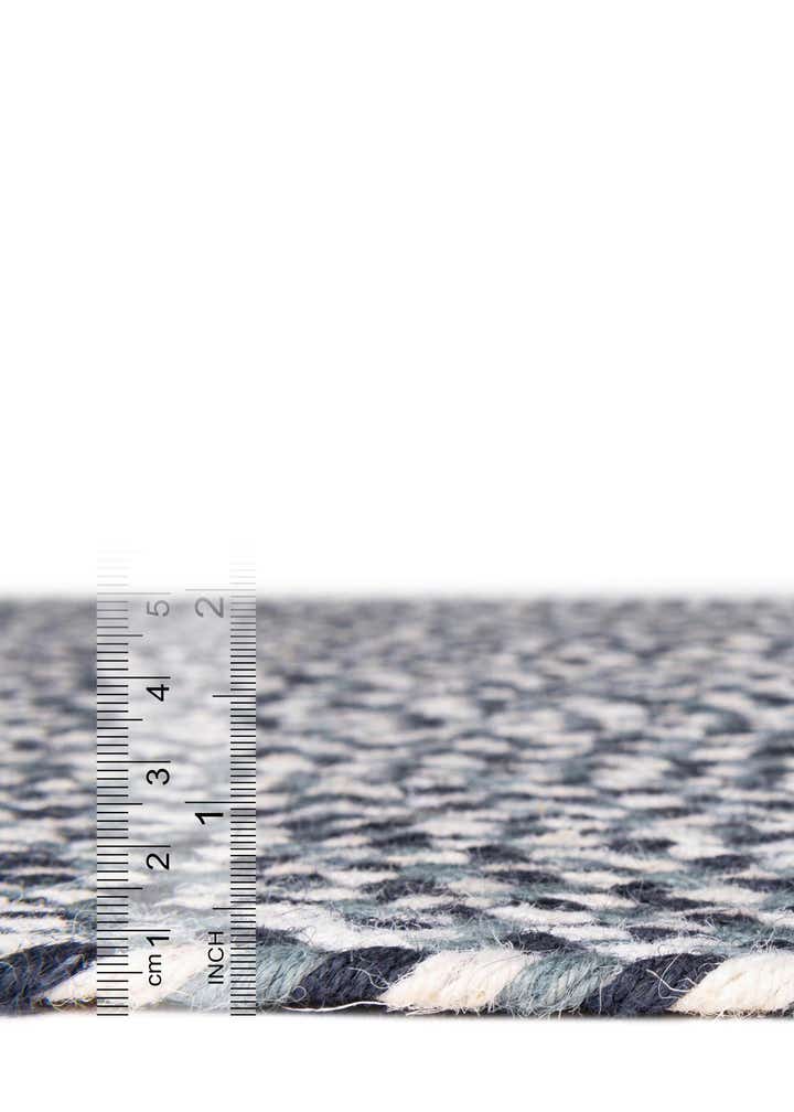 2' x 3' 1 Handmade Tweed Braided Jute Oval Rug