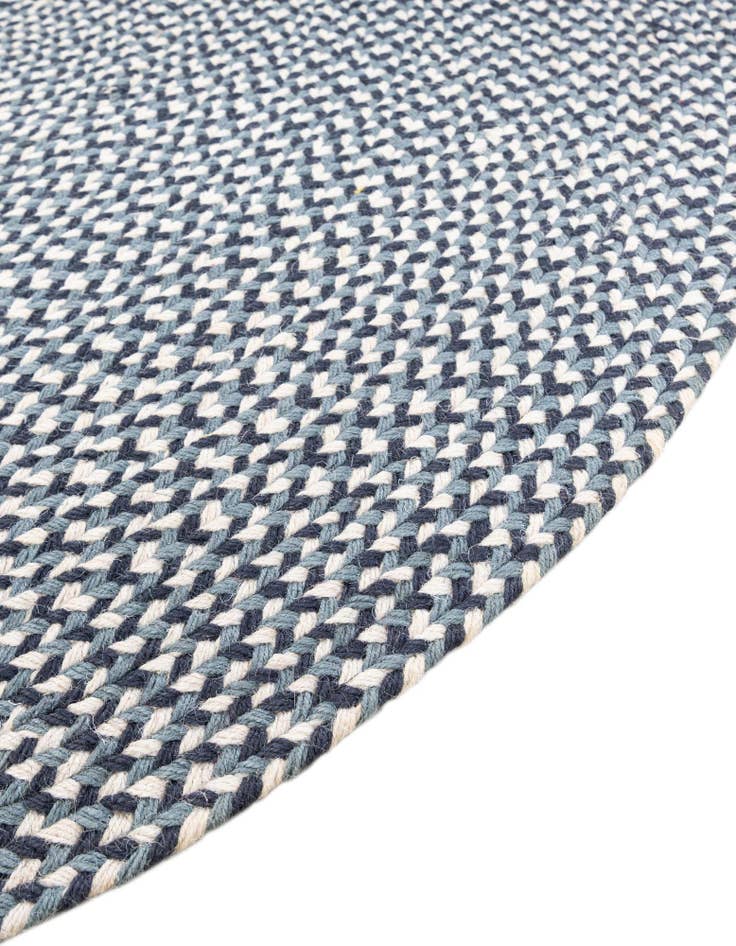 Detail image of 2' x 3' 1 Handmade Tweed Braided Jute Oval Rug
