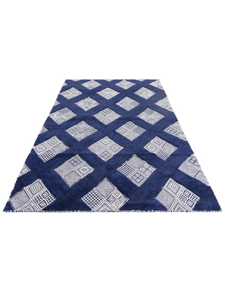 Detail image of 5' 2 x 8' 4  Hand Knotted  Oriental Rug