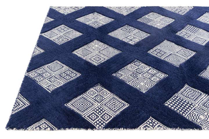 5' 2 x 8' 4 Hand Knotted Oriental Rug