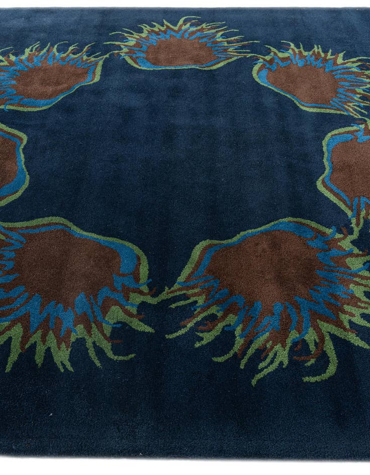 Detail image of 7' 5 x 7' 6 Agra Rug