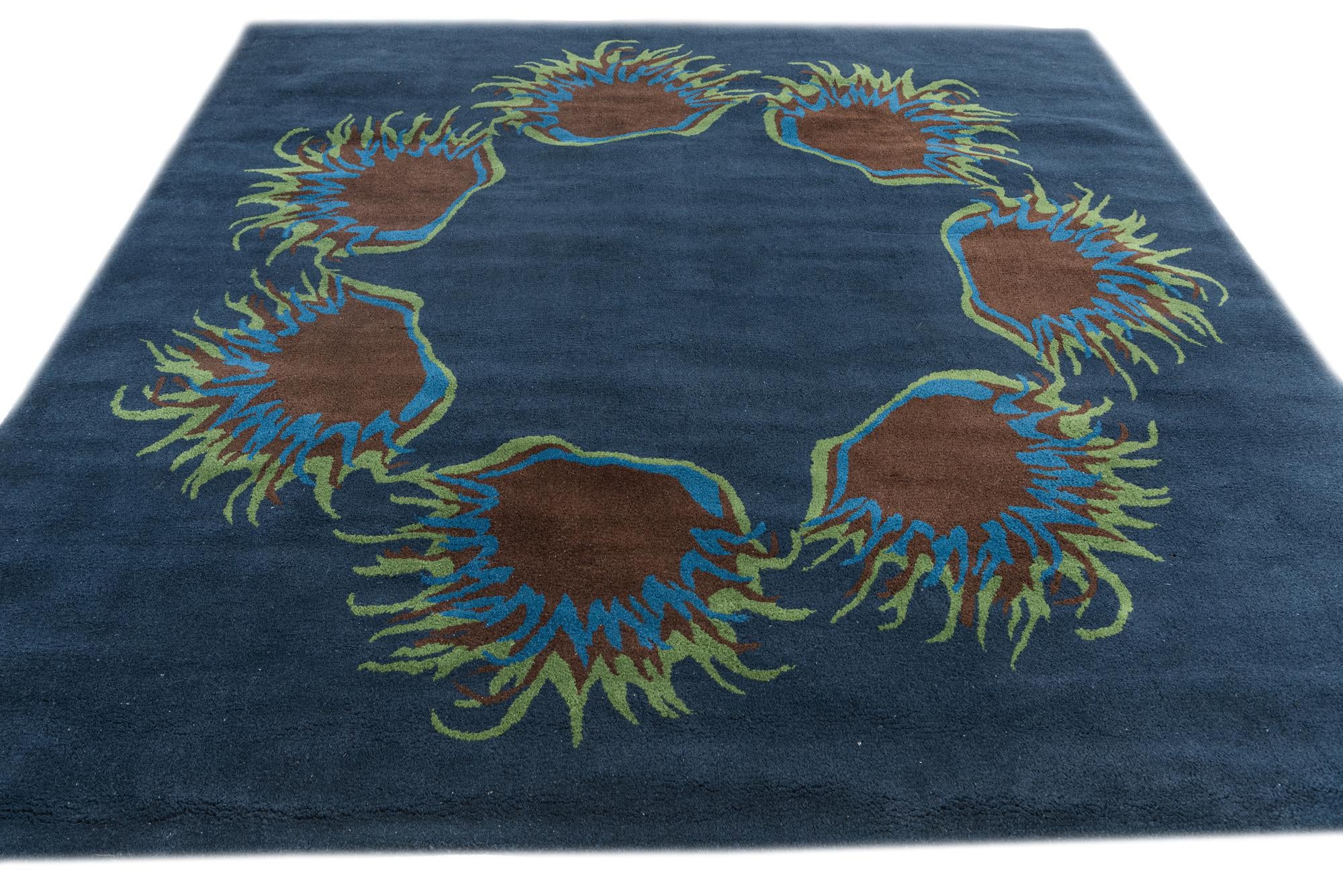 7' 5 x 7' 6 Agra Rug