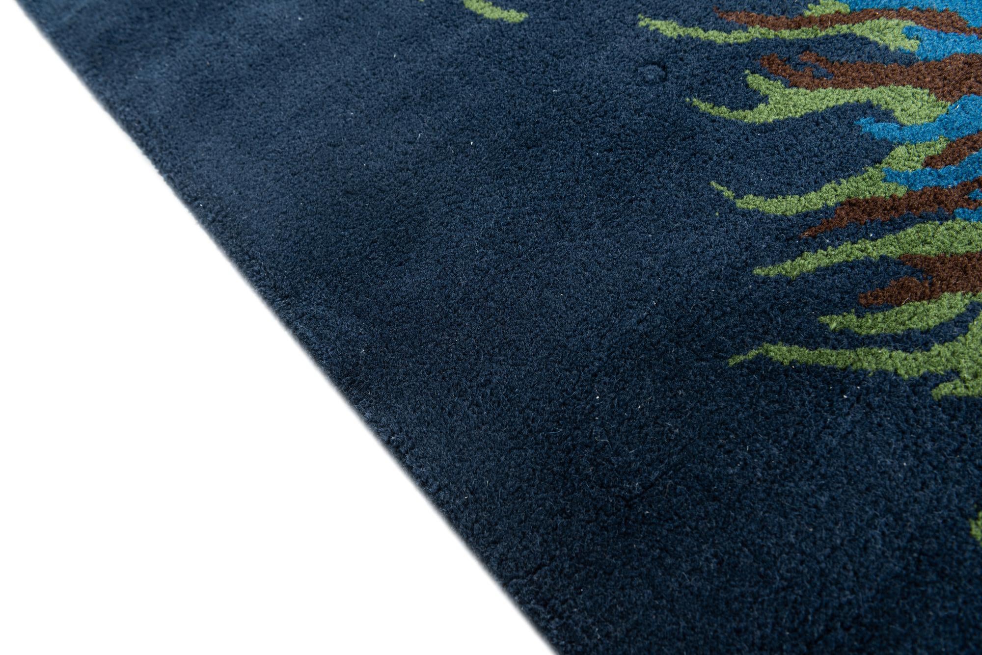 7' 5 x 7' 6 Agra Rug