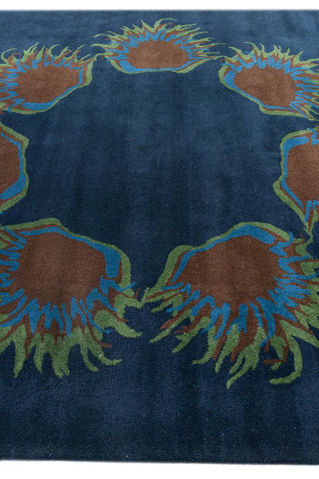 Detail image of 7' 5 x 7' 7 Agra Rug