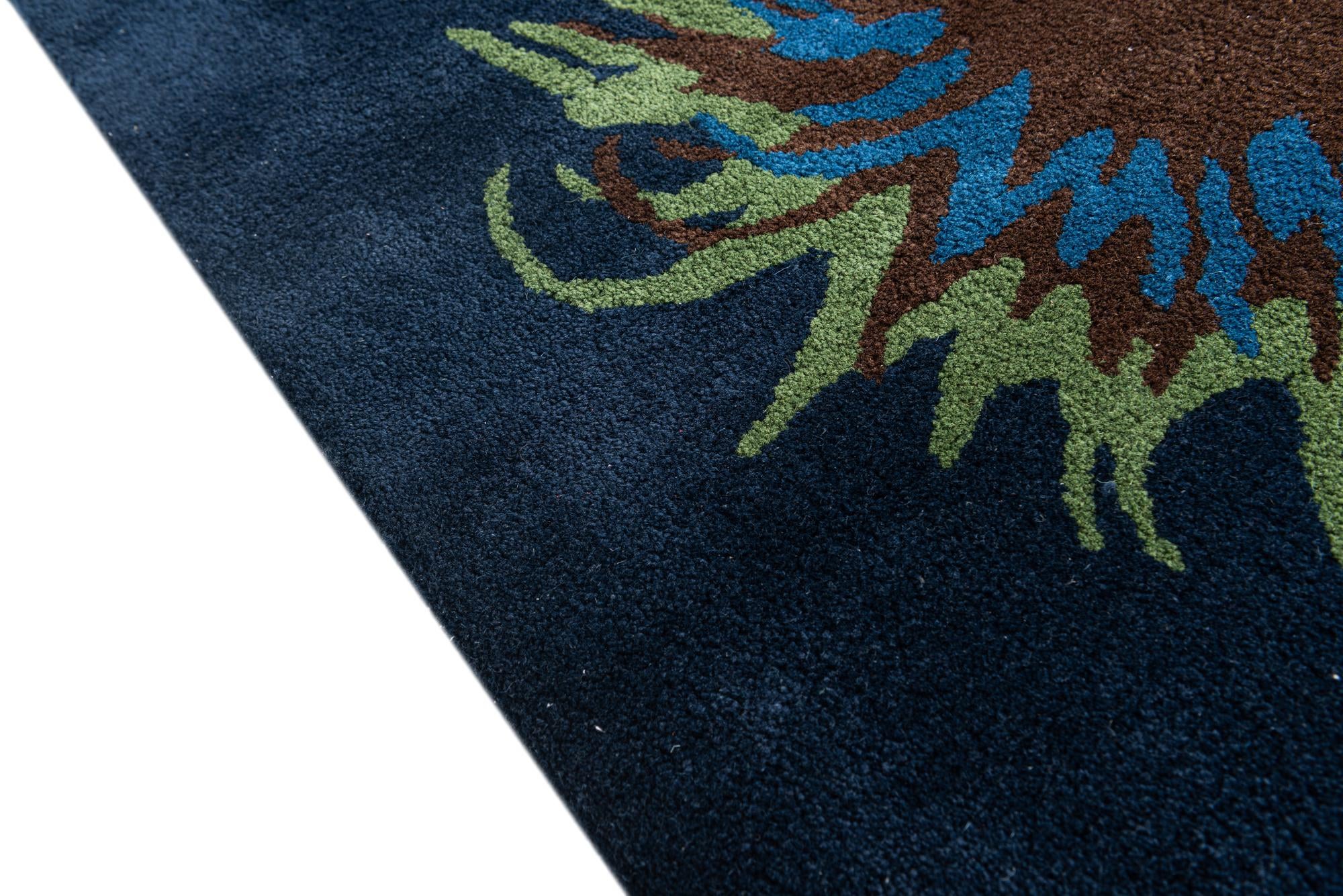 7' 5 x 7' 6 Agra Rug