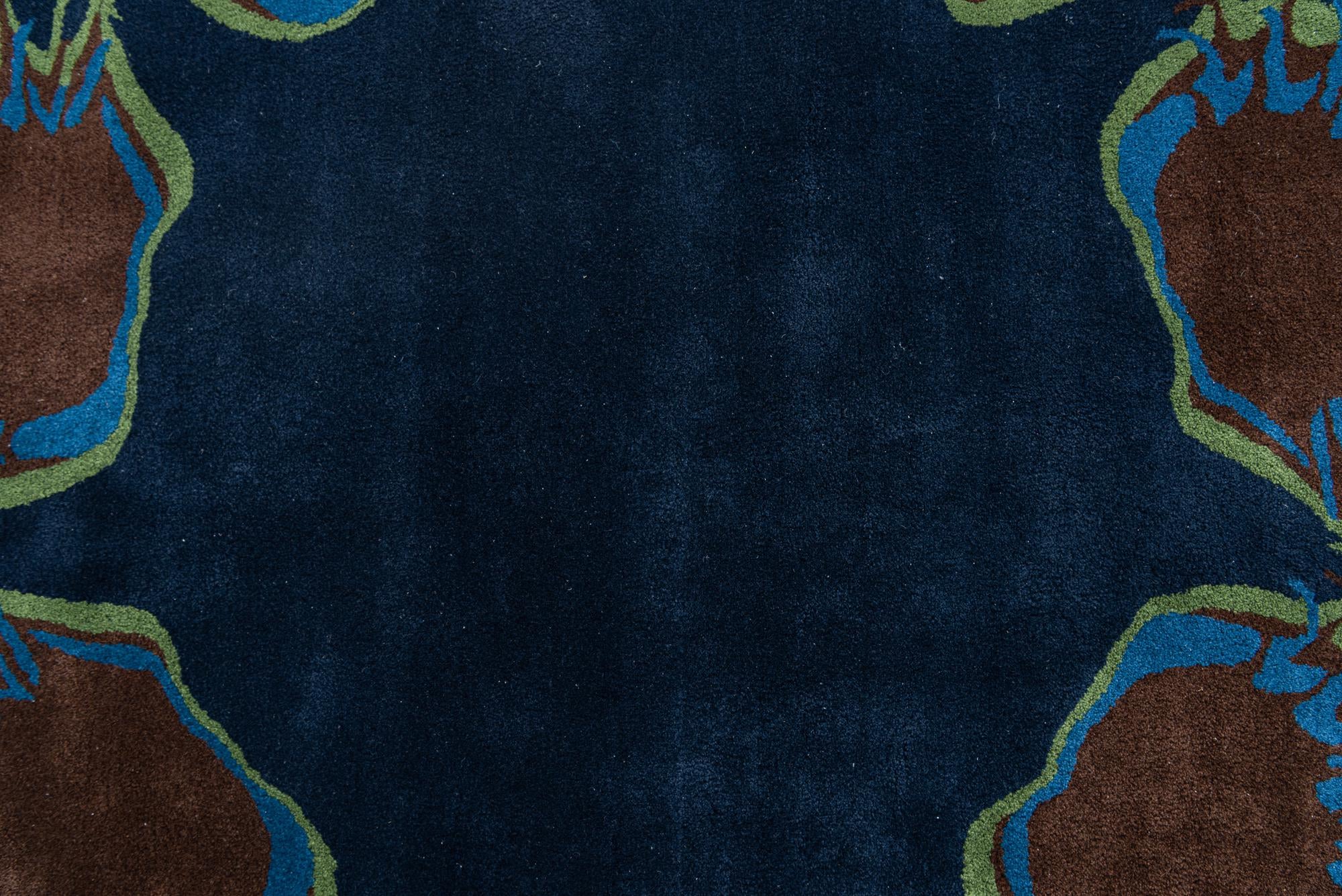 7' 5 x 7' 6 Agra Rug