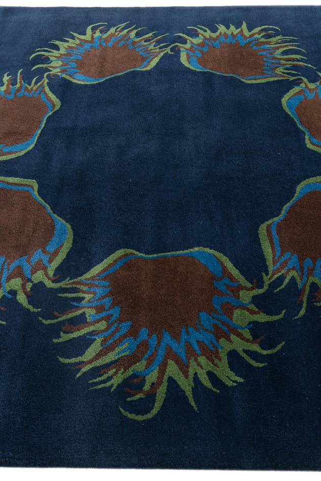 Detail image of 7' 5 x 7' 6 Agra Rug