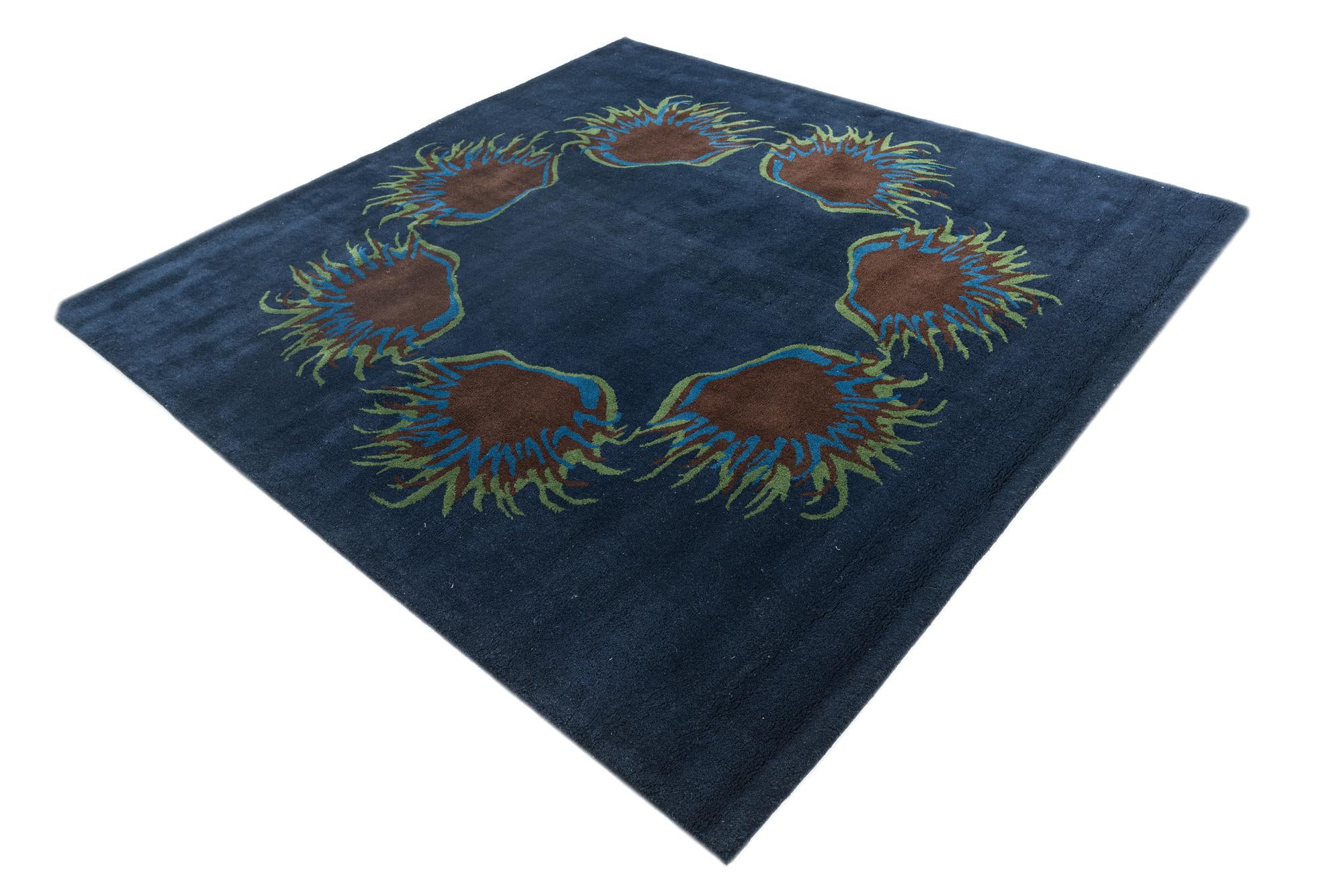 7' 5 x 7' 7 Agra Rug