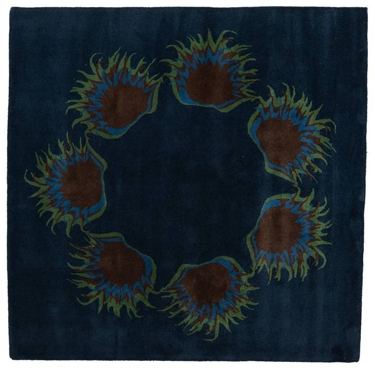 Detail image of 7' 5 x 7' 6 Agra Rug
