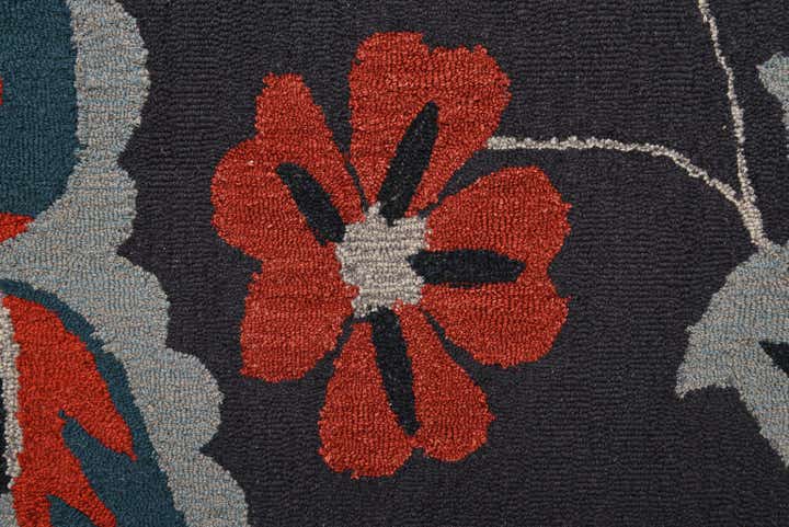5' 1 x 8' Agra Rug