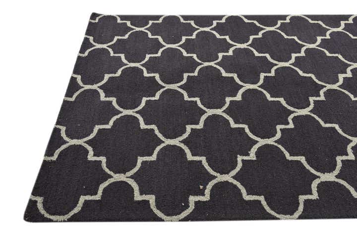 5' x 7' 11 Agra Rug
