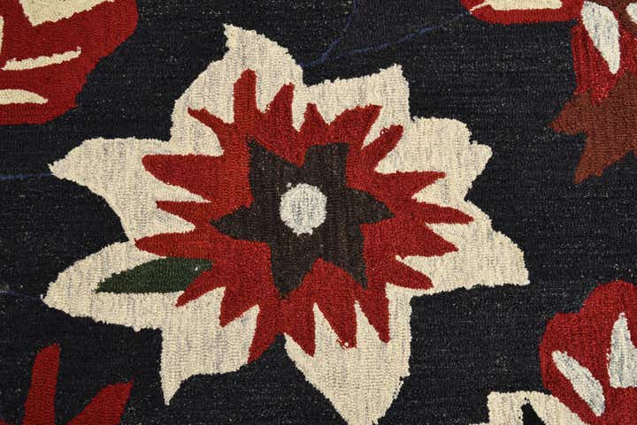 5' x 8' Agra Rug