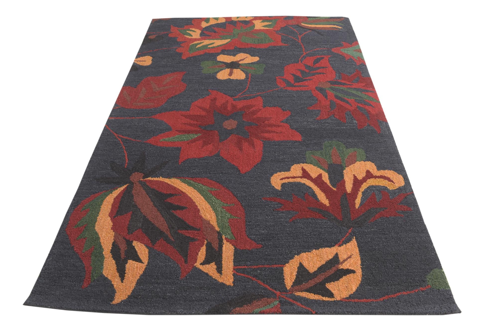 5' 1 x 8' Agra Wool Rug