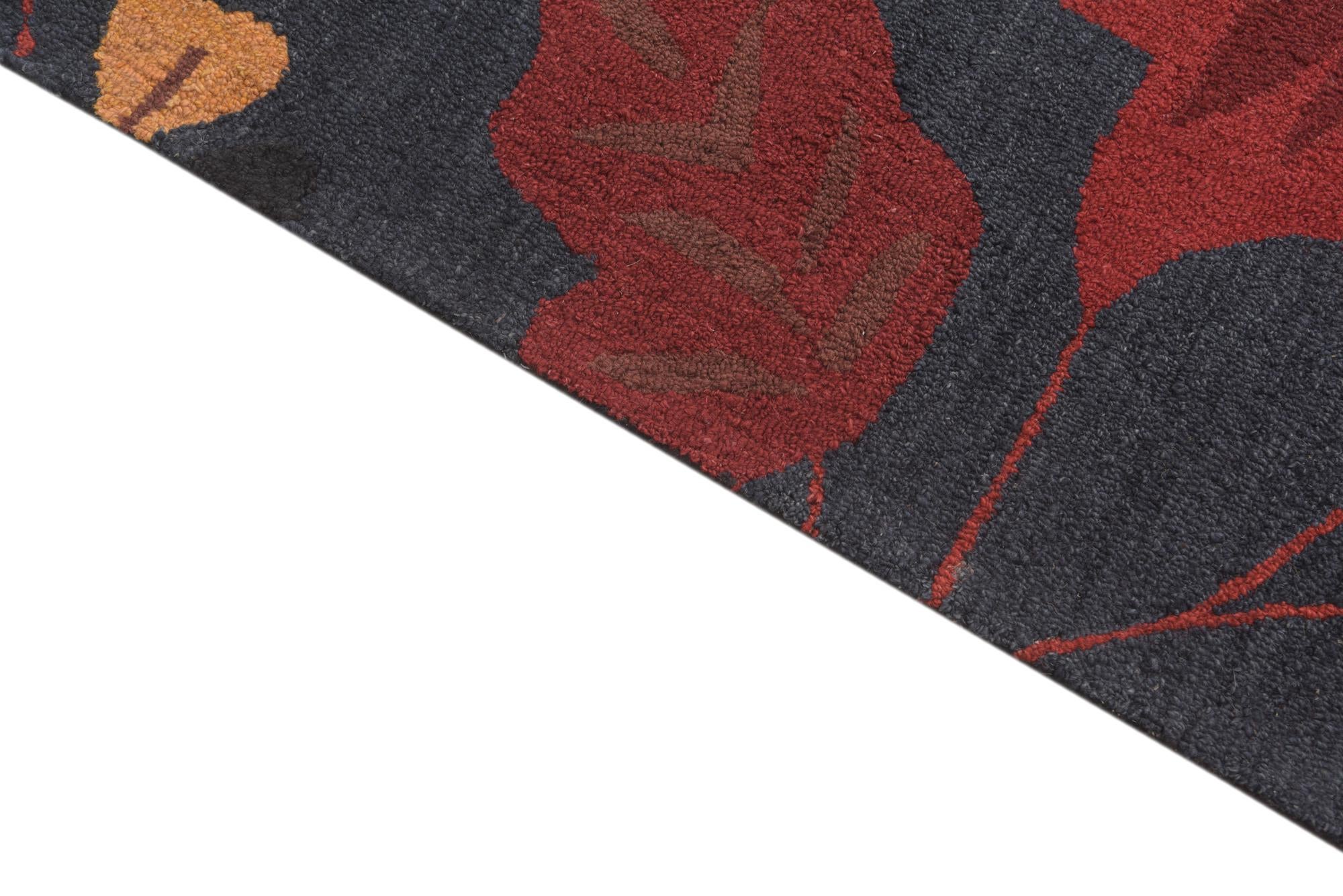 5' 1 x 8' Agra Wool Rug