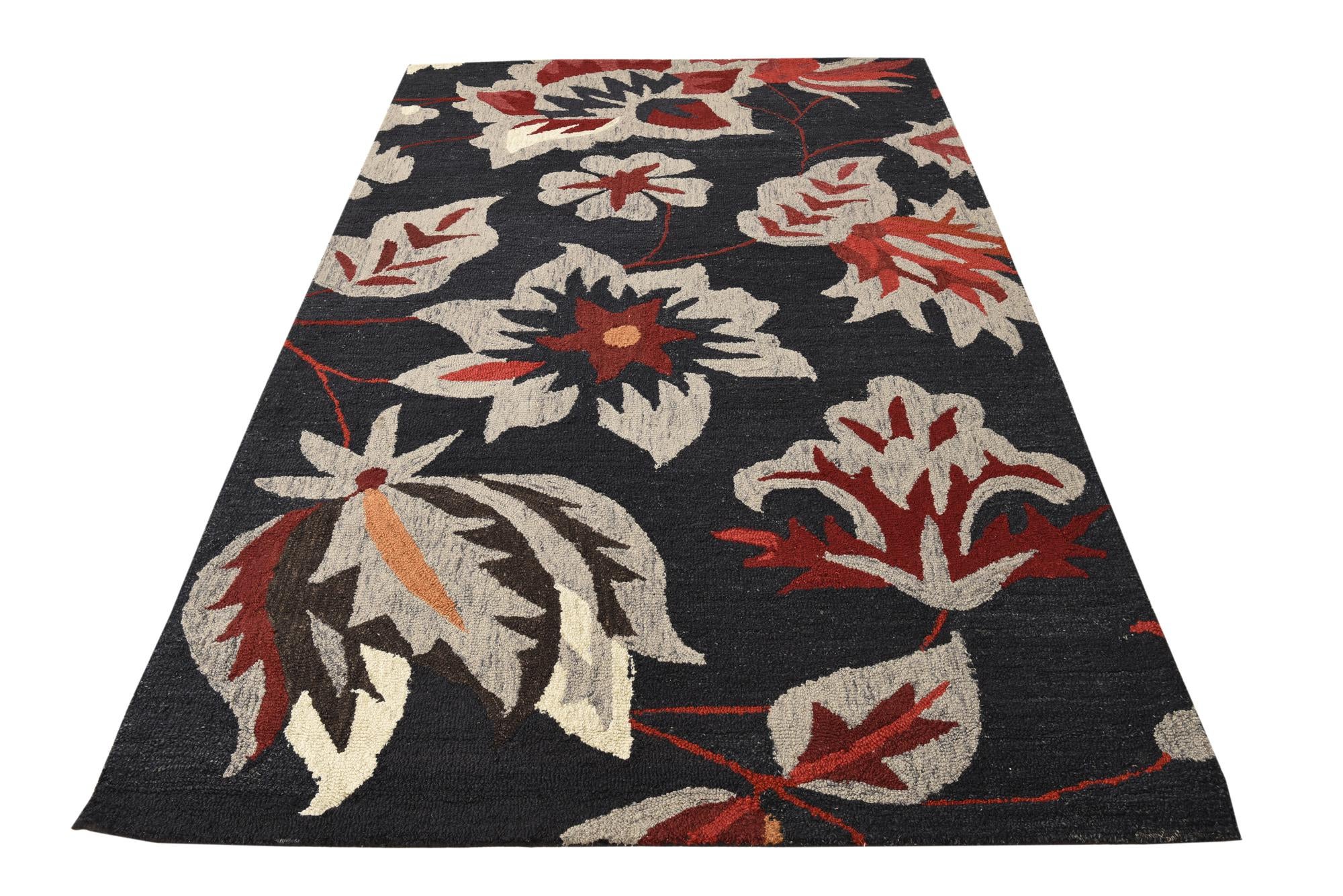 5' 1 x 8' Agra Wool Rug