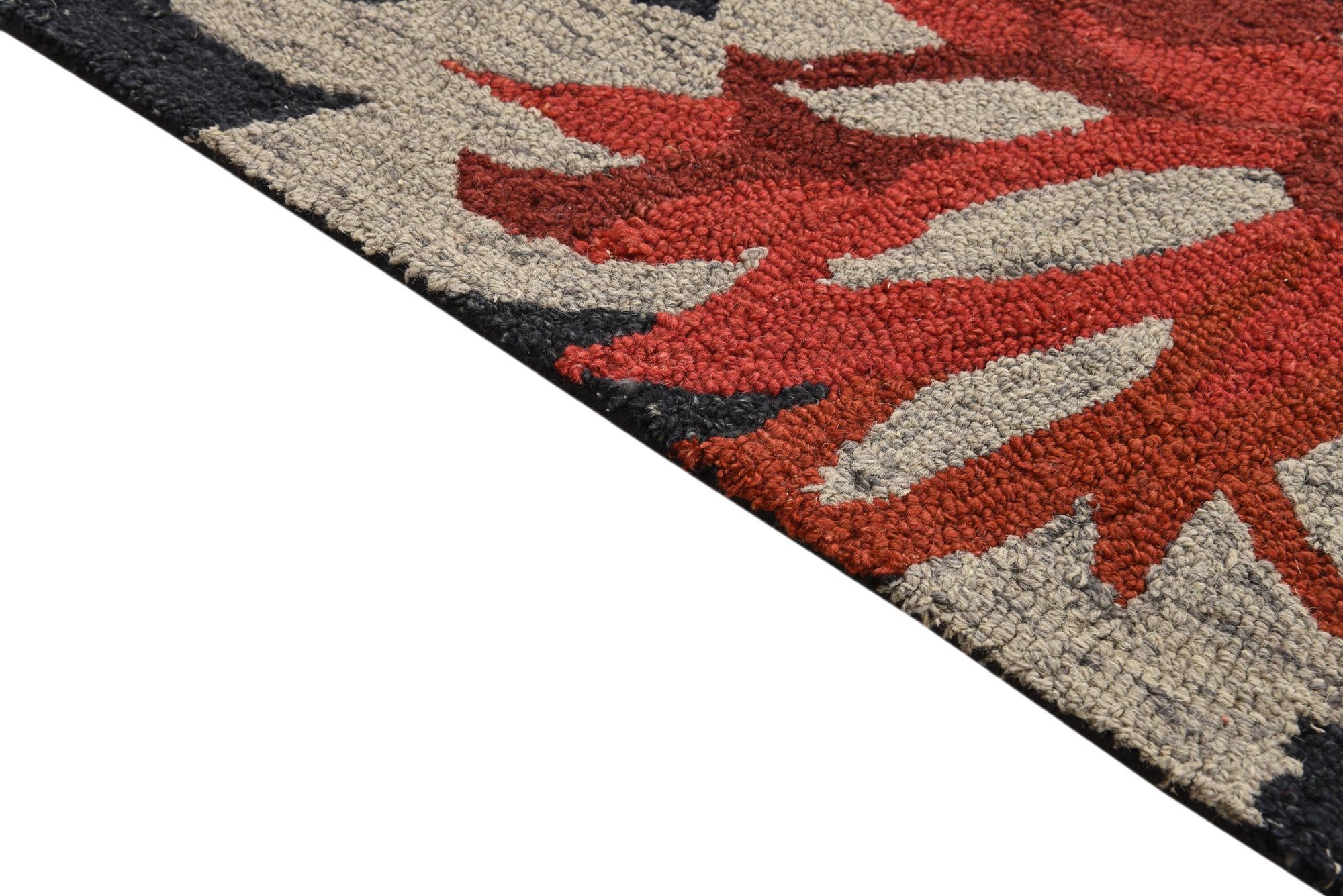 5' 1 x 8' Agra Wool Rug