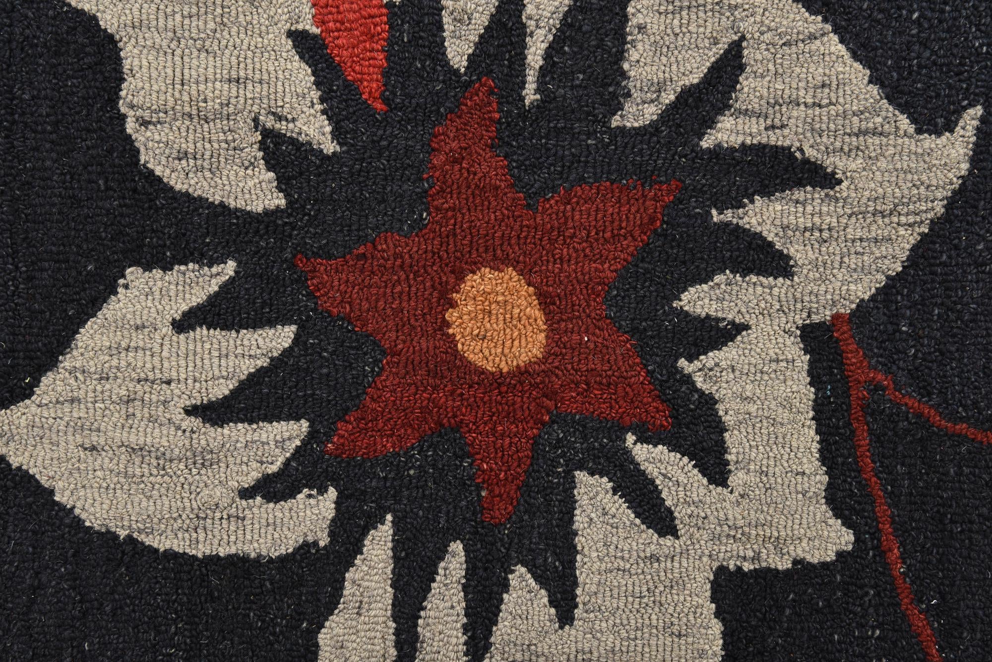 5' 1 x 8' Agra Wool Rug