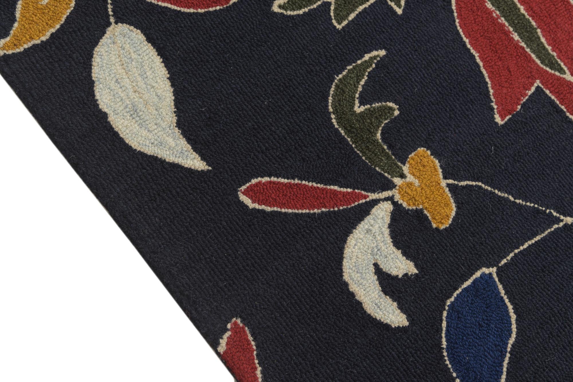 5' x 8' Agra Wool Rug