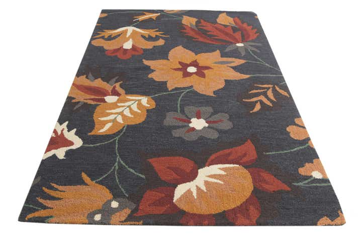 5' x 8' Agra Wool Rug