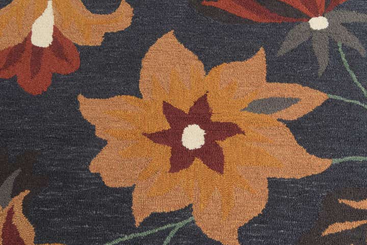 5' x 8' Agra Wool Rug